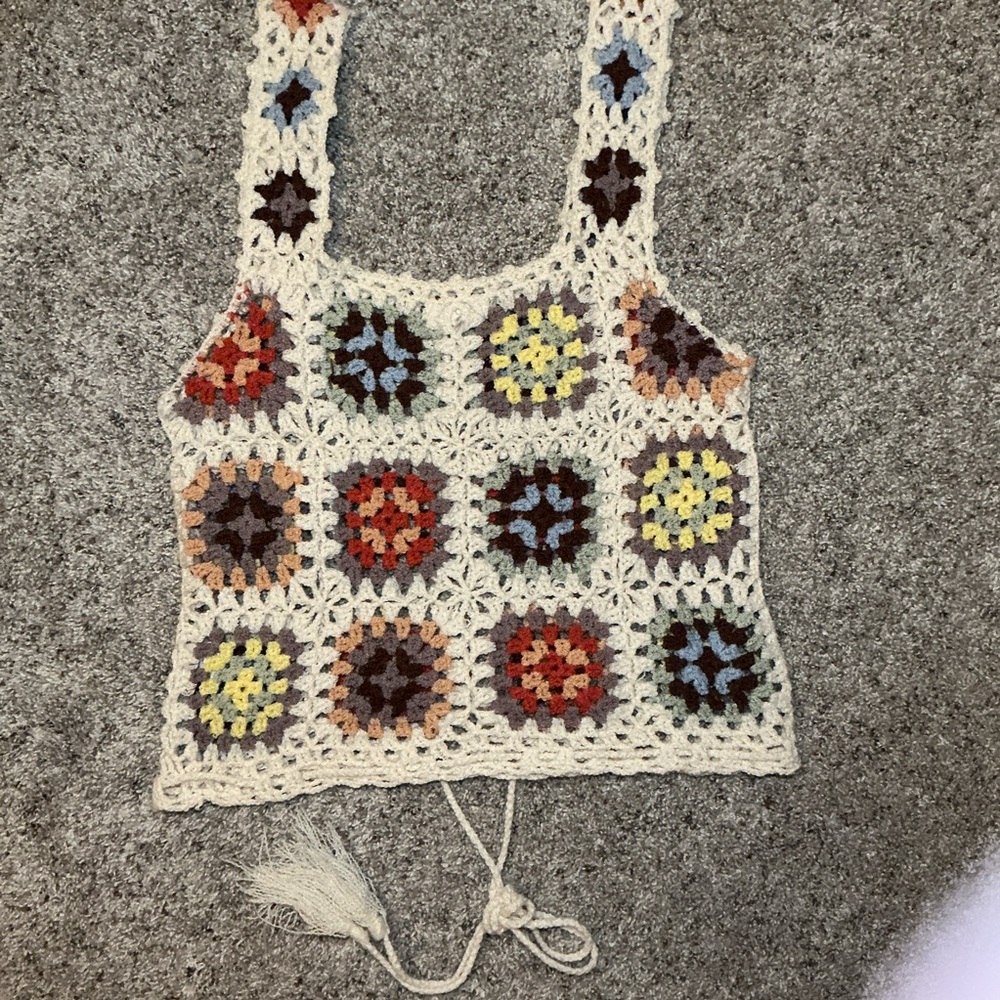 POL Crochet Granny Square Tie Front Tank Top Boho Festival Knit M - Picture 4 of 4